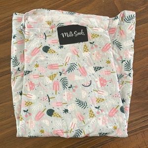 Milk snob car seat cover